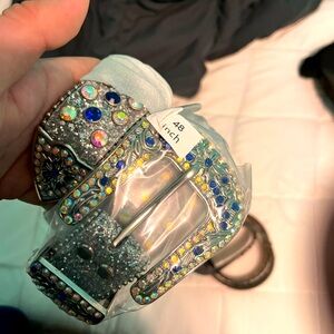 A 48in. Bb Simons belt white and blue